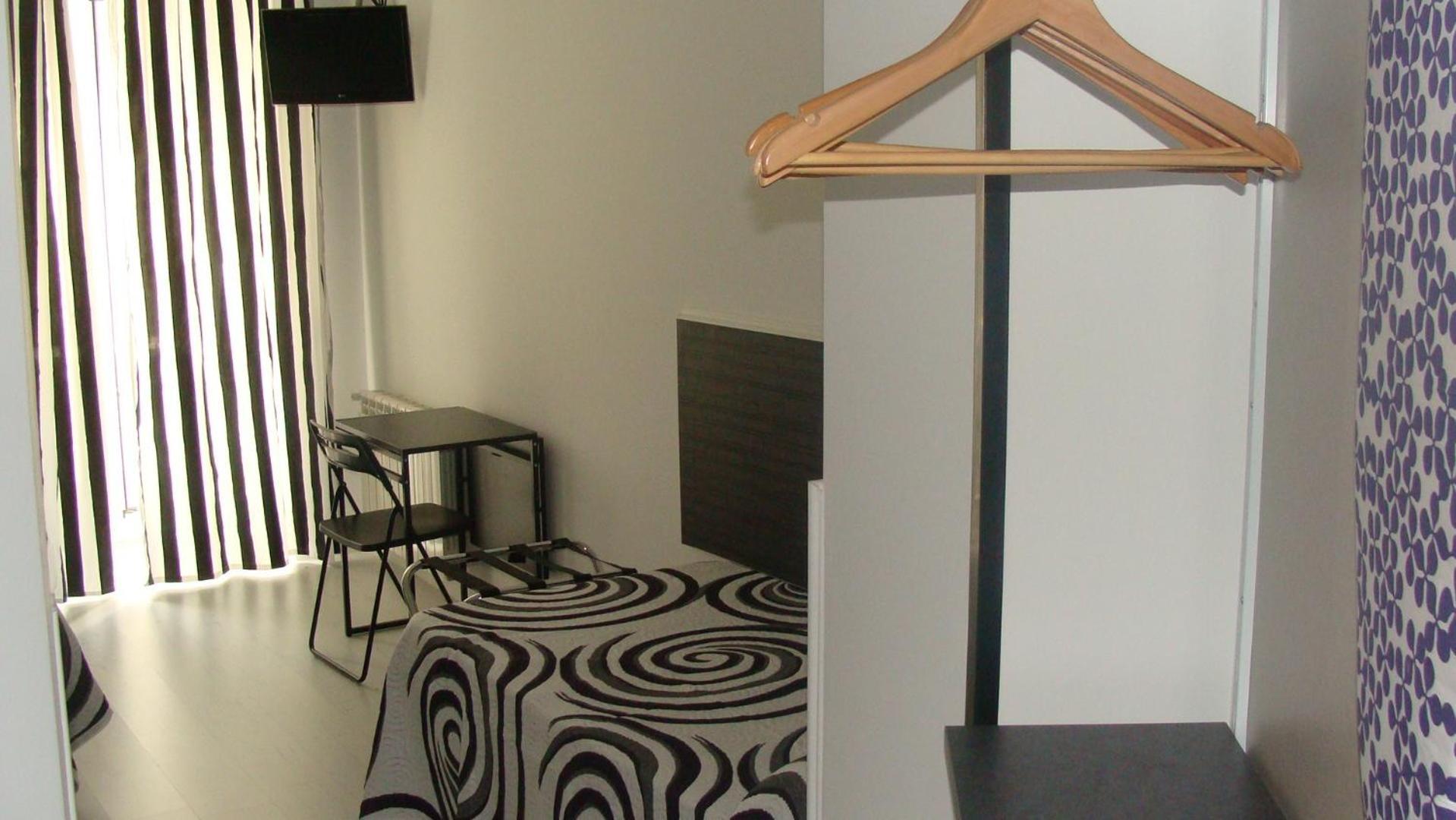 Hostal Jq Madrid 1 Экстерьер фото