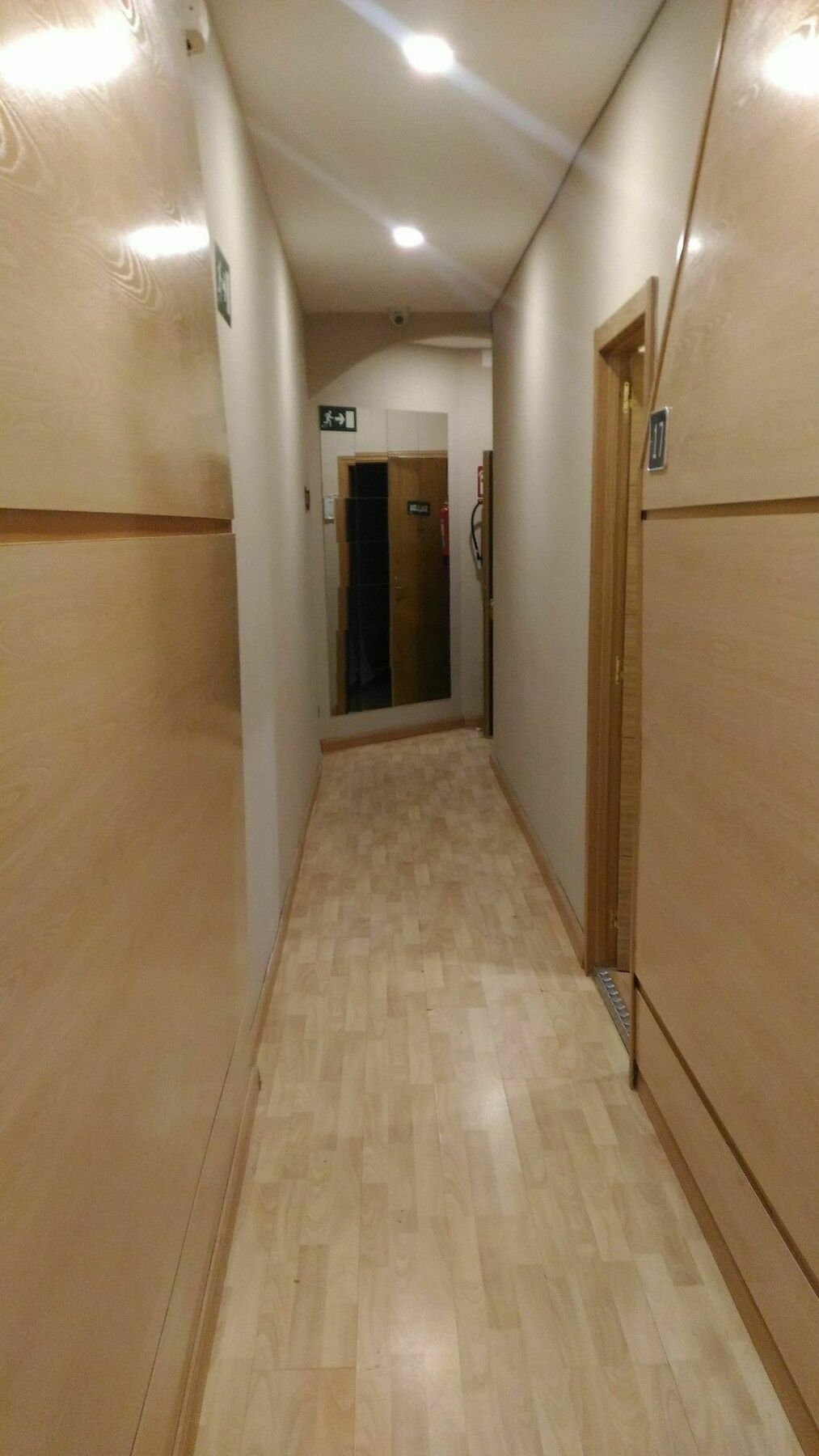 Hostal Jq Madrid 1 Экстерьер фото